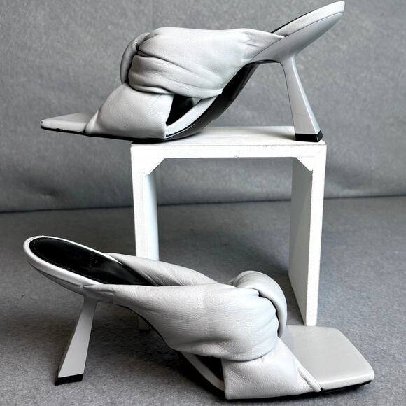 Marc Fisher Gray Leather Slip On Party Wedding Holiday Evening Sandal NEW Size 8 - Picture 2 of 7